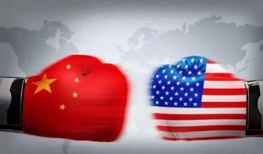 中美关系最近又绷得紧紧的，说到底还是美国那边又在玩 “谈判桌前递刀子” 的老把戏