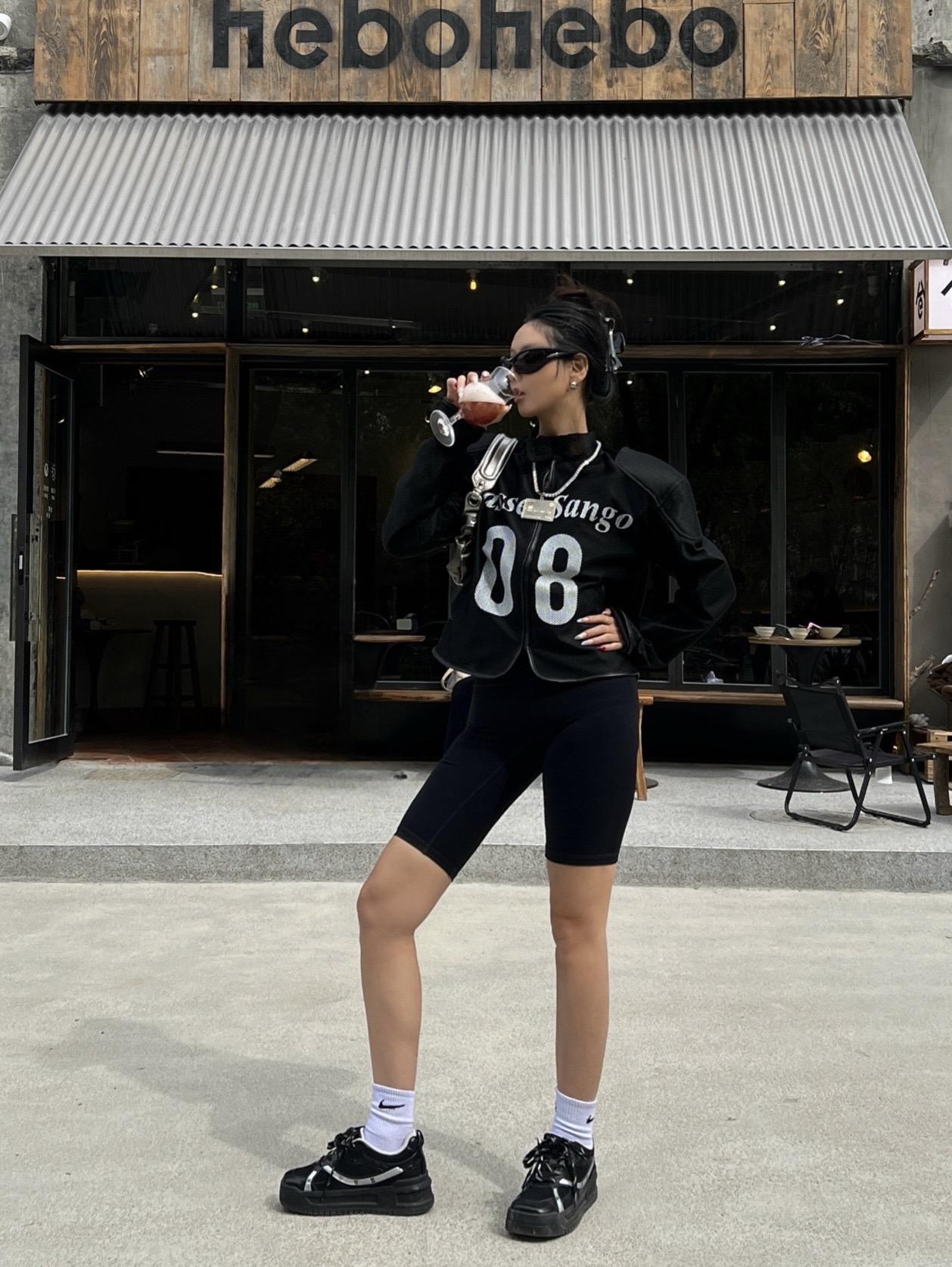 全黑OOTD.