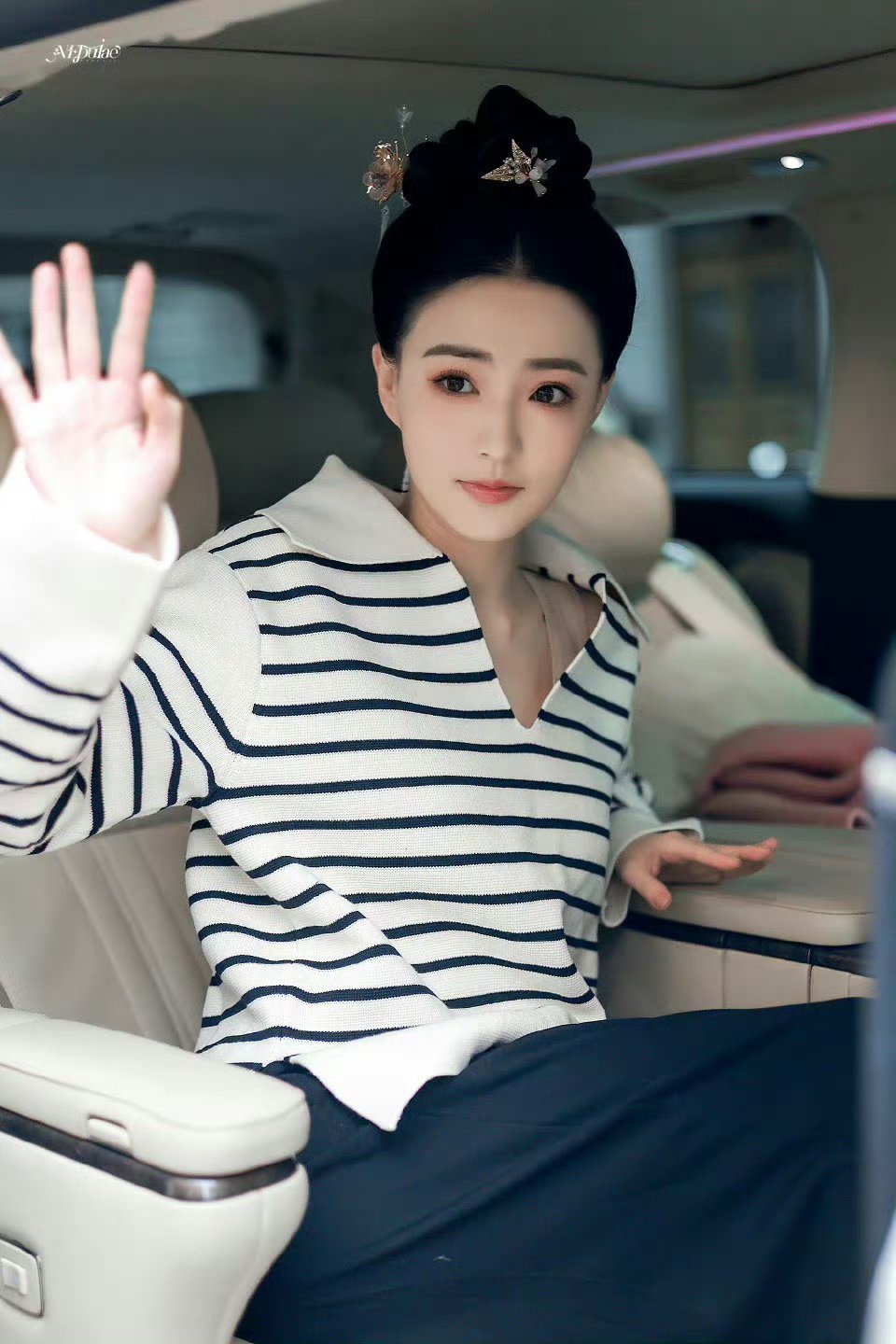 #徐璐[超话]##徐璐披荆斩棘的大小姐#XL不求所有日子，都泛着光，只愿每一天，