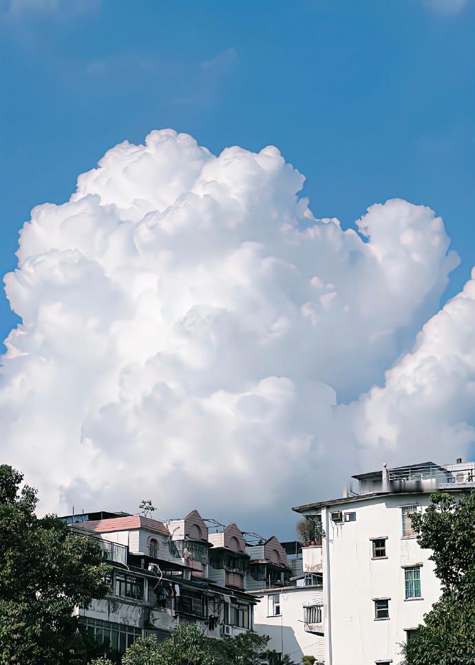 夏天的云有一万种浪漫☁️ 