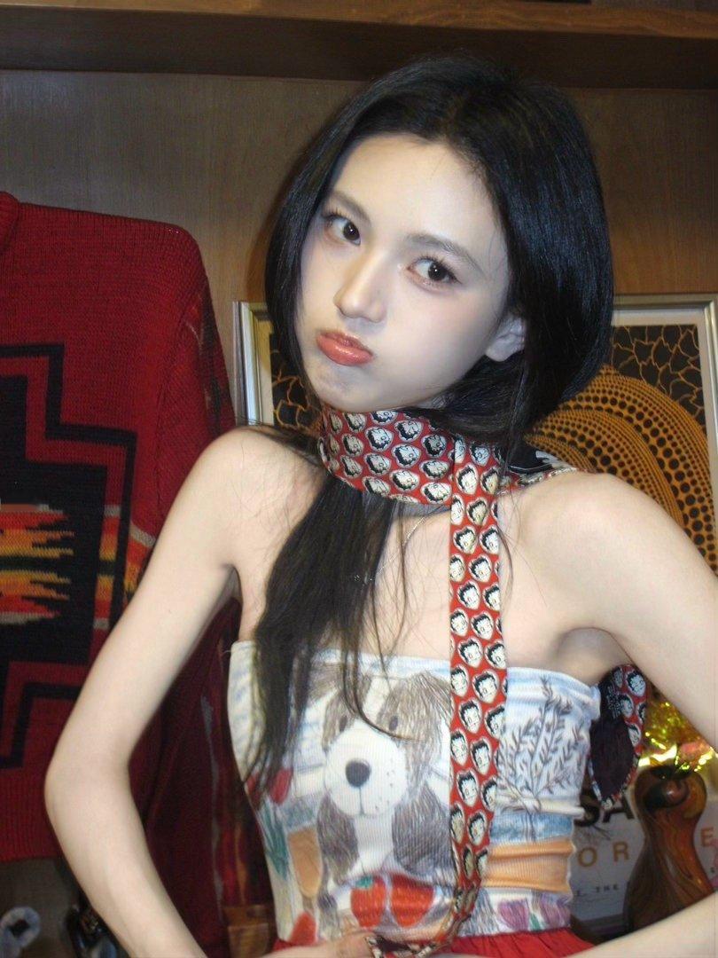 我姐姐好萌吧 