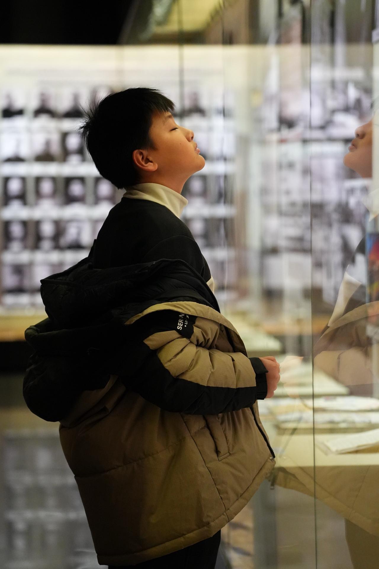 观近代史，记家国仇