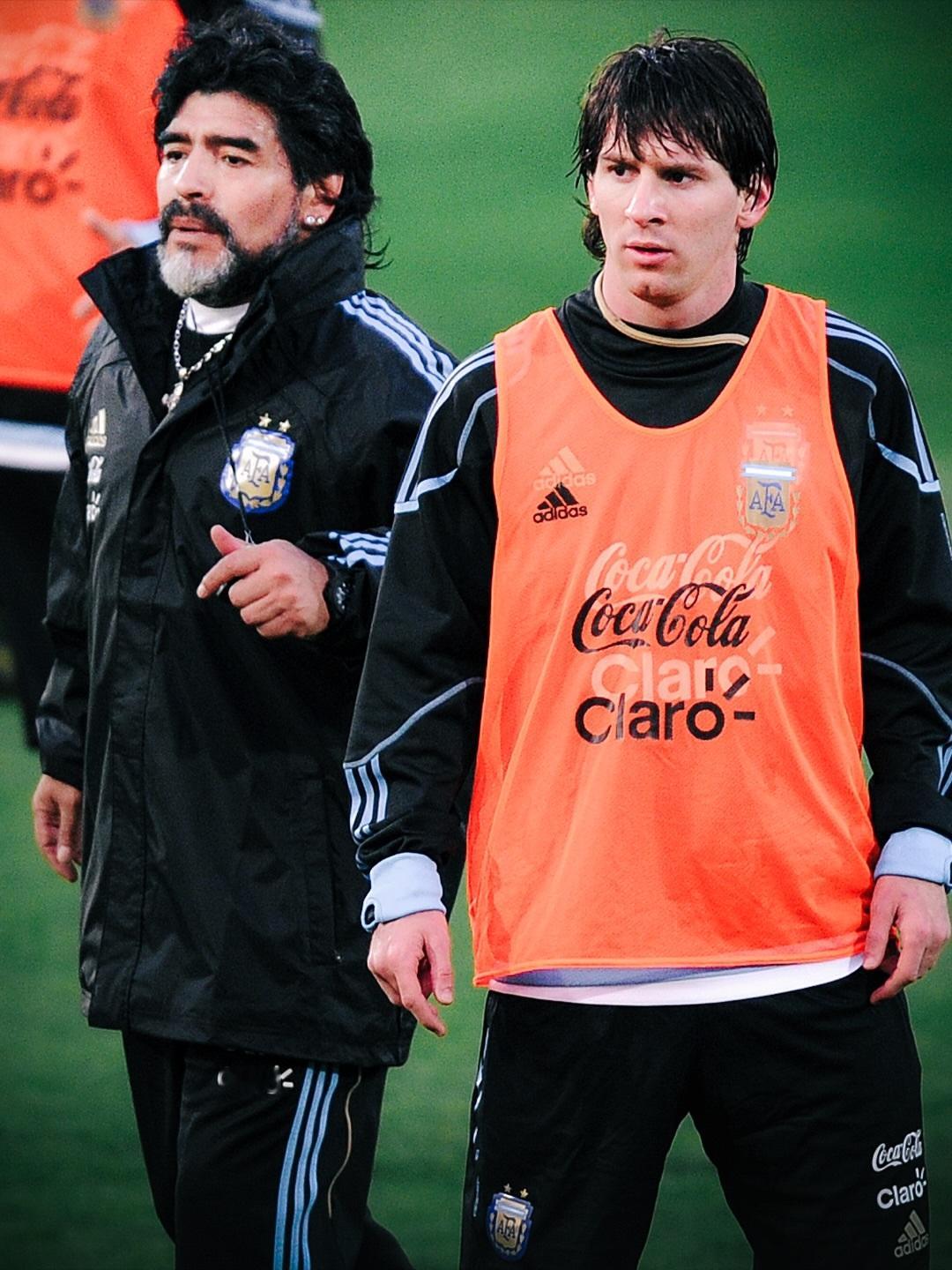 梅西和马拉多纳梅西