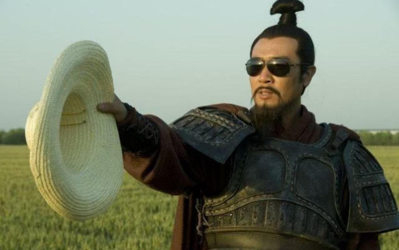 《弱势震荡，接下来怎么做？》前情回顾因特朗普加码对欧洲关税威胁，美股三大指数大幅