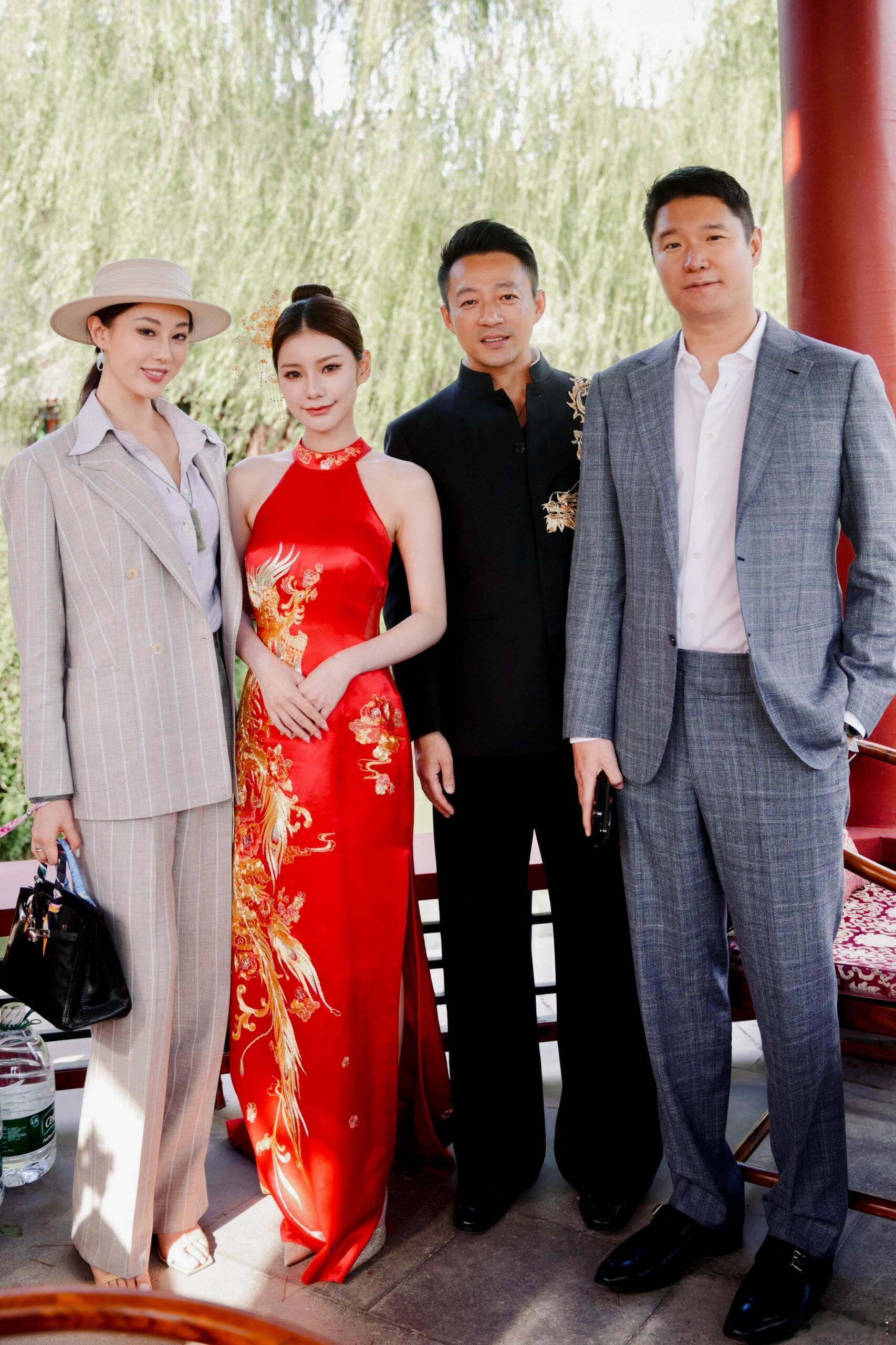 祝小菲学长和Mandy新婚快乐💞风和日丽，佳偶天成特别雅致的一场婚礼祝学长和M