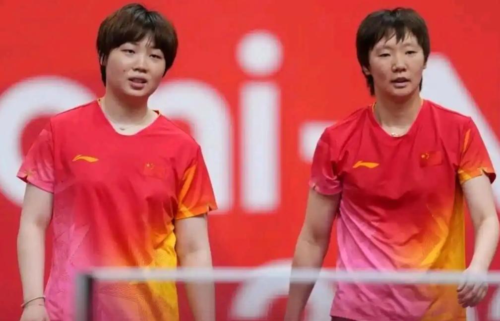 女单夺冠后不到24小时！王曼昱0-5落后逆转，女双4-0再进决赛
休息时间，不够