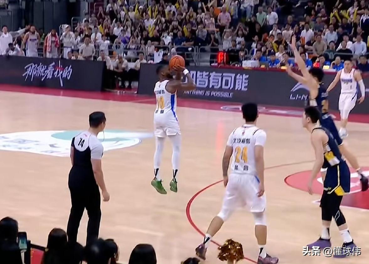 萨姆纳谈杰曼绝杀：

“没办法。”

“这是他的个人能力。”

“这场比赛输得很