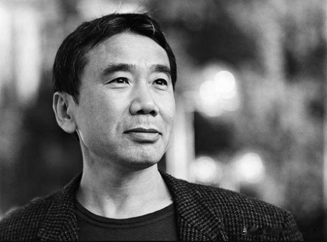 一直很喜欢村上春树在《1Q84》里说的一段话：“拖拖拉拉地熬夜不睡觉，根本没一点