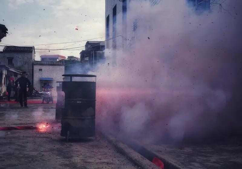 人生恰似一场充满未知的冒险，危难时分、成功欣喜、顿悟刹那等，皆是这场冒险里的珍贵