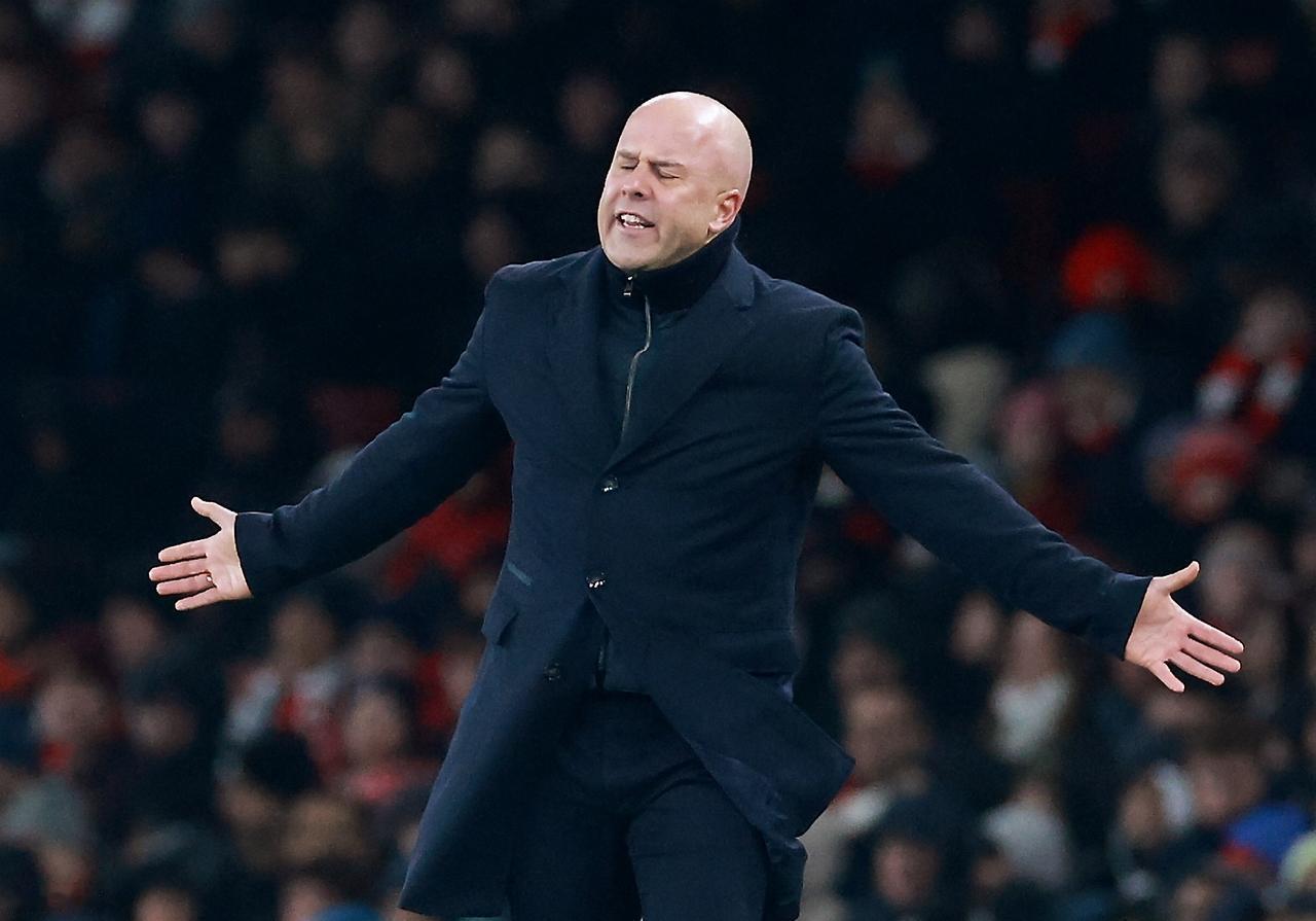 战阿森纳全场隐身！加克波“战犯级”表现拖垮利物浦，斯洛特还要用他多久？
尽管利物