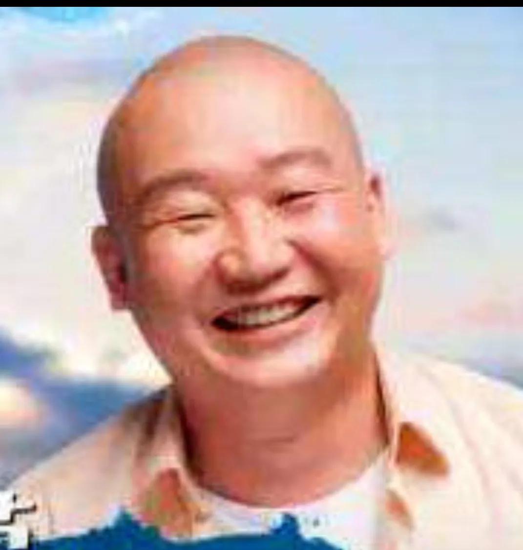 蠢得死和大兵搭档的一些相声，如《赛诸葛》等，在网络平台上有较高的播放量和热度。他