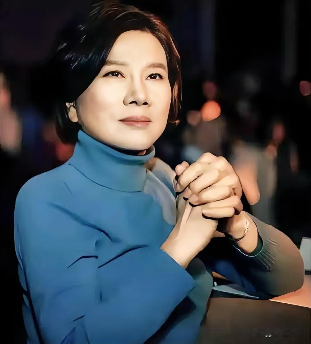 铜价飙到10万一吨！
空调行业“铜铝大战”杀疯了，
19家巨头抱团换铝管，就格力