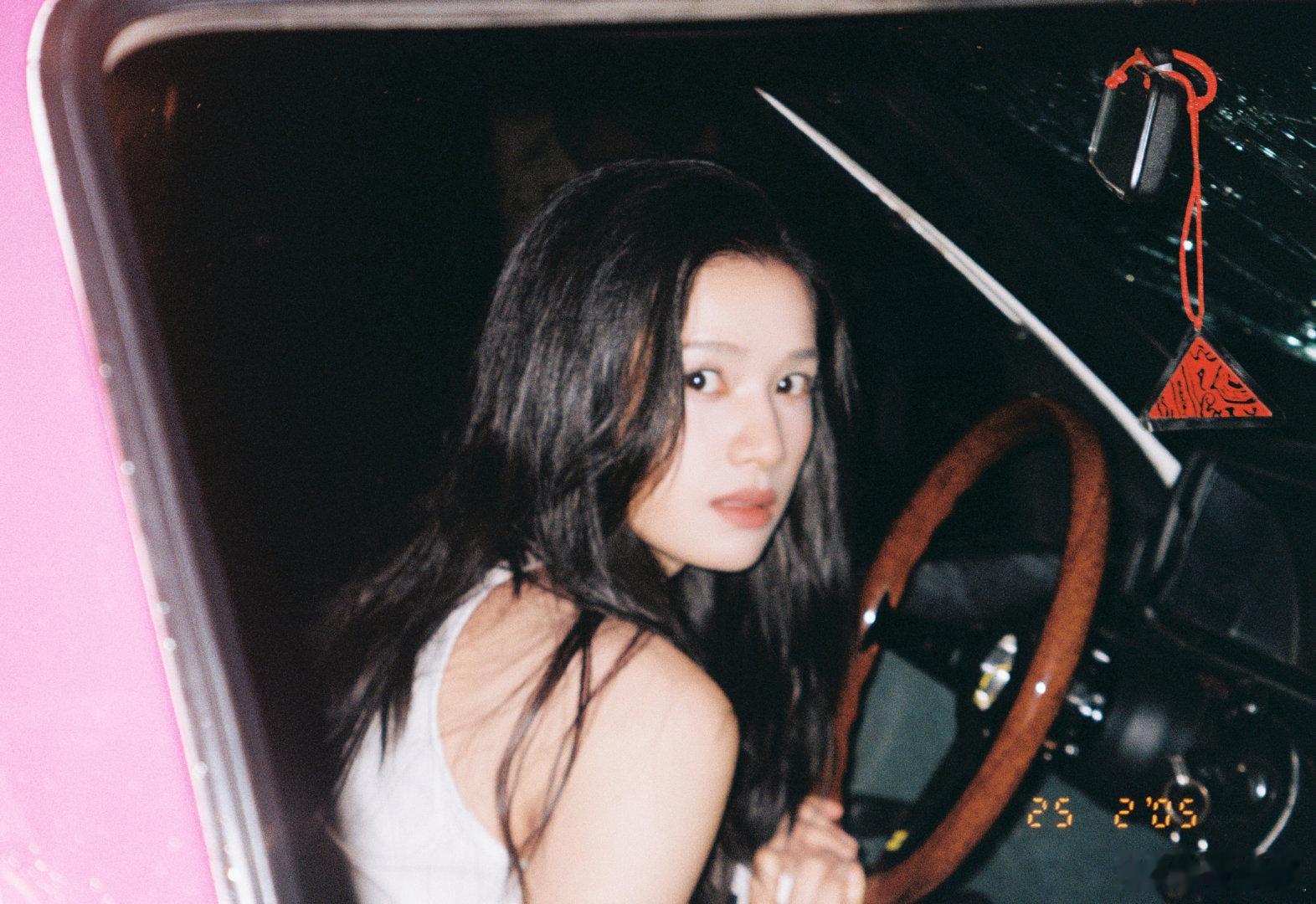 张婧仪百指微指碾压张婧仪又胜 张婧仪百指微指碾压，非常好看的一部剧啊 