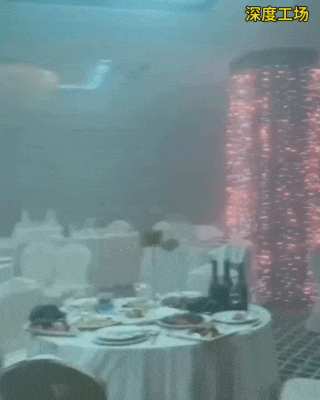新年夜突袭，俄罗斯控制顿巴斯大酒店发生不明爆炸，当晚有很多来自莫斯科和当地重要人
