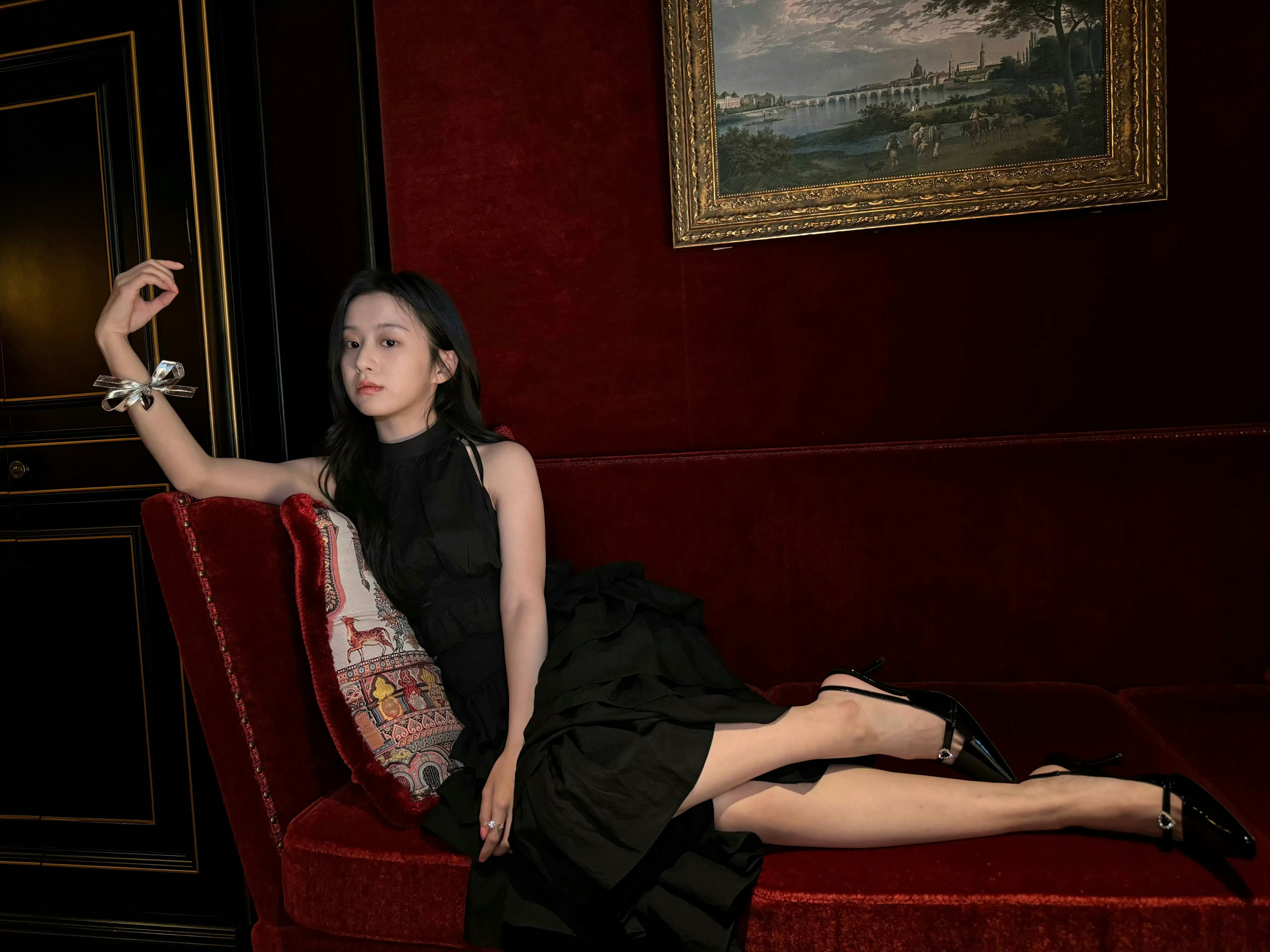 包上恩✖️黑色连衣裙[爱慕]包上恩绣球花少女好清纯 ​​​