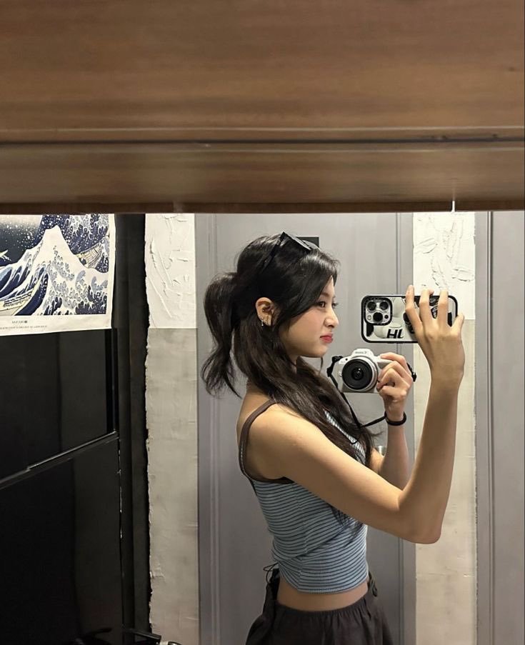 ☺︎ ​​​