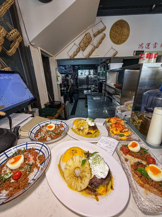 在东莞！会反复去的平价饭堂。。。
