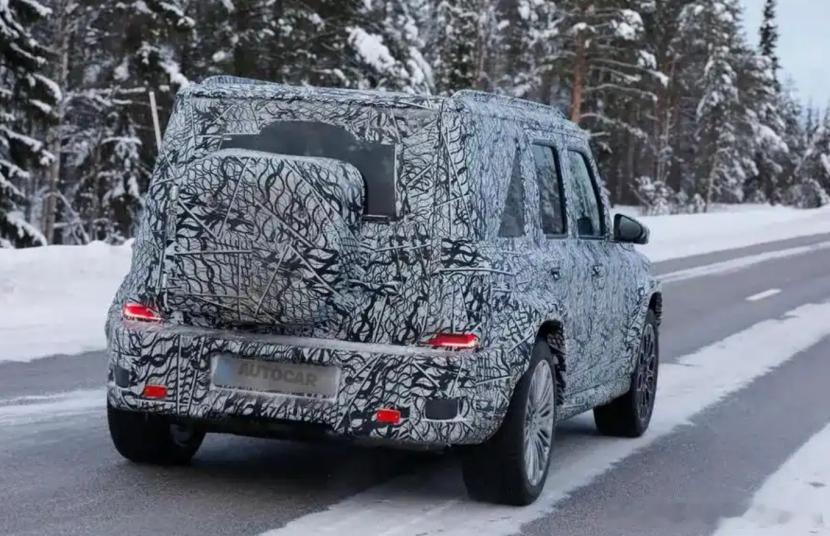 谁也卷不过奔驰自己研发的“小G”。日前，AutoCar报道了奔驰“小G”的相关消