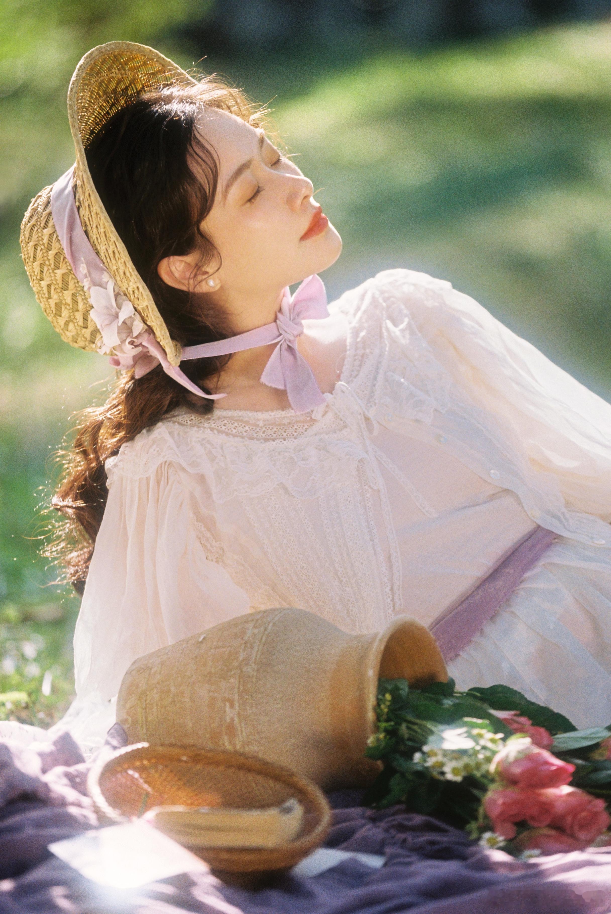 #半梦客片# 紫罗兰的夏天· ​​​