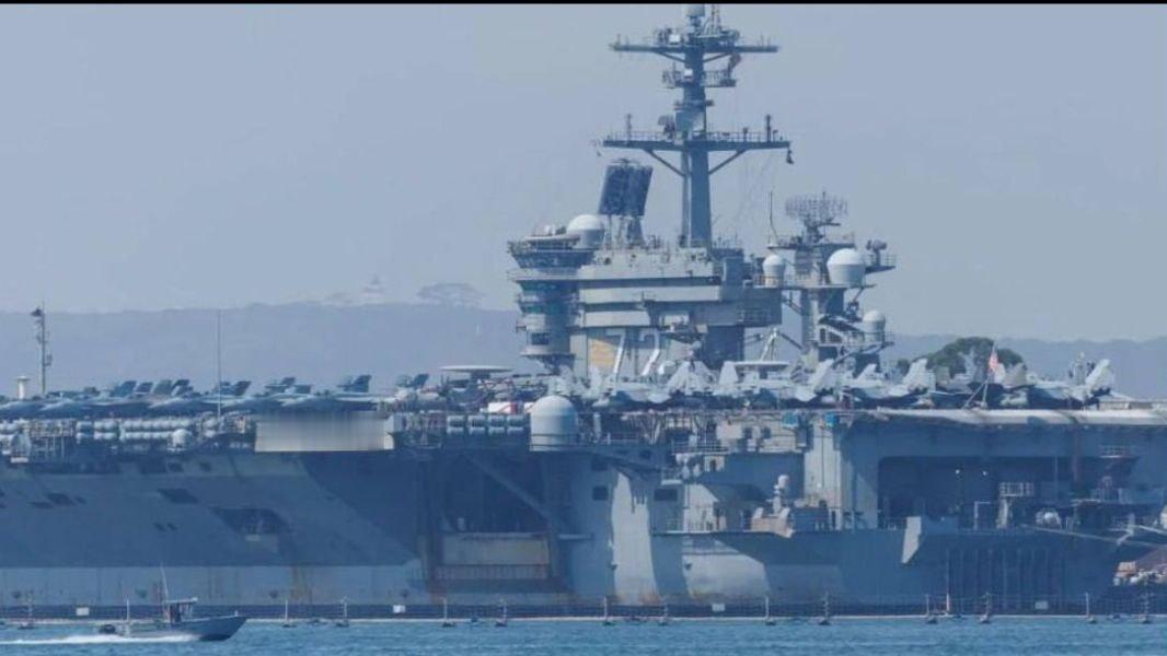以核航母“亚伯拉罕·林肯号”为首的美国海军航母打击群已抵达中东地区，并驻扎在伊朗