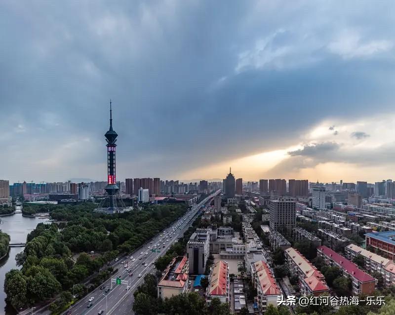 石家庄楼市这几年调整了挺多的。
尤其是随着石家庄楼市那些拆迁户大量收房以后，石家