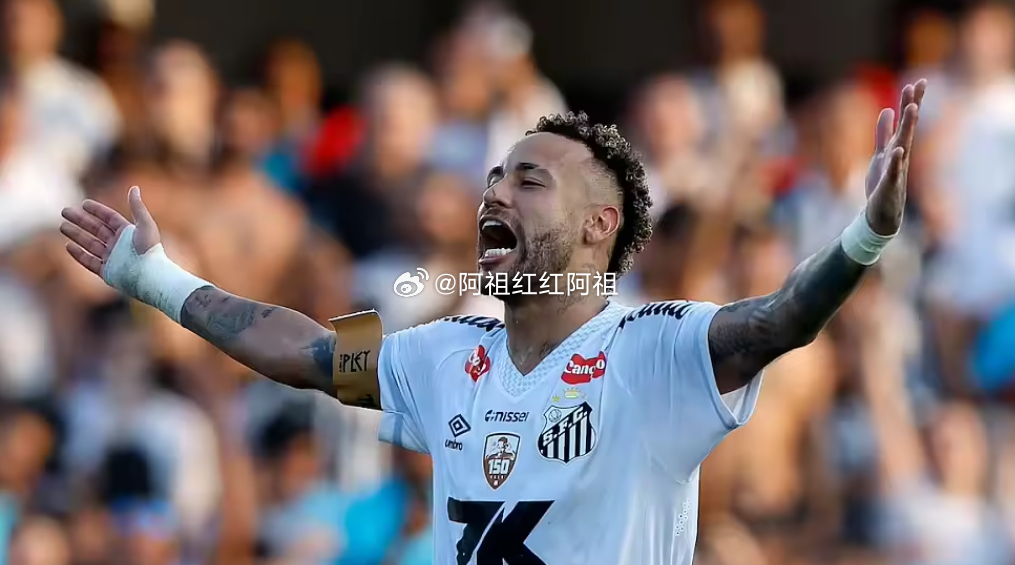 巴西传奇球星、2002年世界杯冠军成员罗纳尔多近日公开表示，支持内马尔入选巴西国