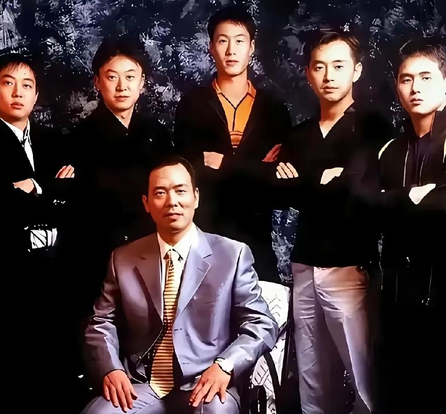 是时候了！我们都要接受，国乒的成绩下滑；也许，现在还远不是最低点；我们的女排，女