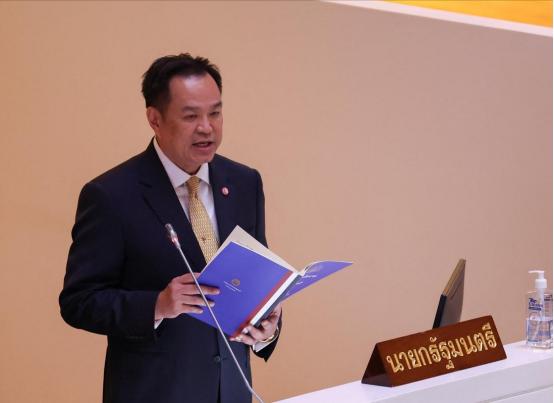 泰国开始转向了？11月18日，泰国总理下达命令：全面深化与中国的合作。这是在泰国