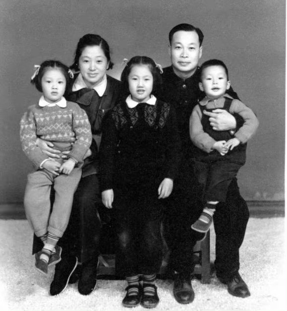 #钱三强逝世三十一周年#提问：公务员考试科技常识题，中国“原子弹之父”是谁？标准