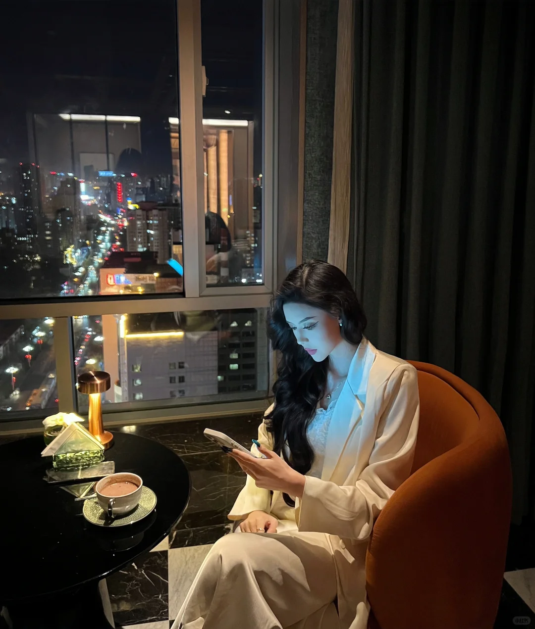 你不用暗自和我较劲 因为我压根都不想鸟你