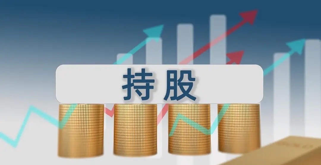 早盘A股三大指数涨跌不一，但是个股普反修复，今天行情有点不同了，红周四预期虽然落