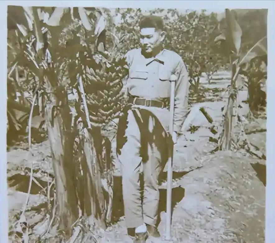 2012年，102岁台湾老兵，耗时66年，终于找到亲生女儿。谁料，一见面，女儿伸