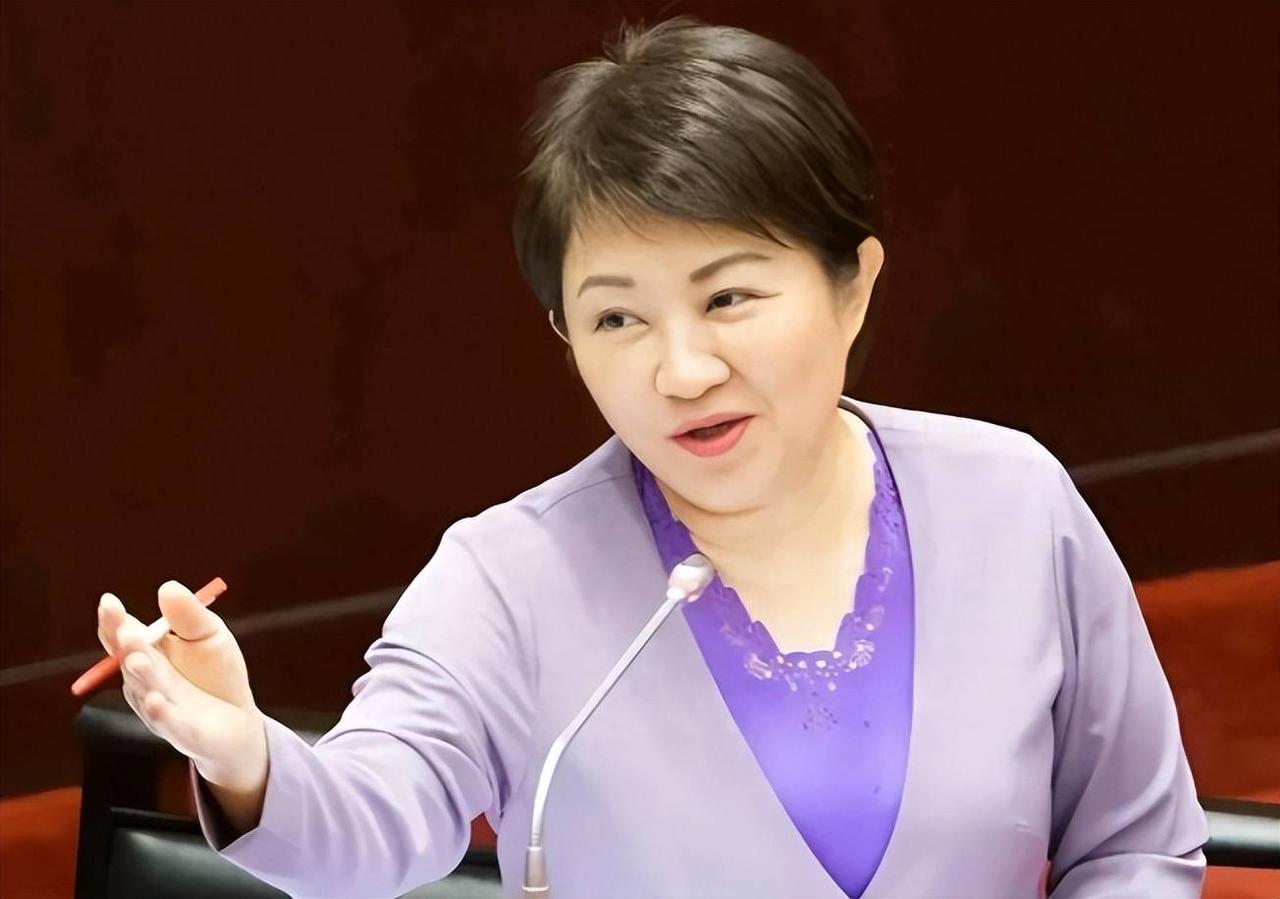 美国特朗普的言论是台湾岛内国民党“亲美派”的风向标。

5月19日据台湾《上报》