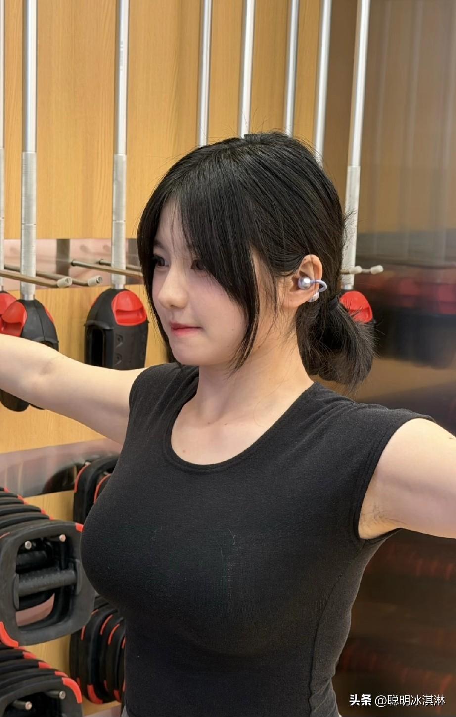 健身房打卡:  微胖运动女孩的一天！