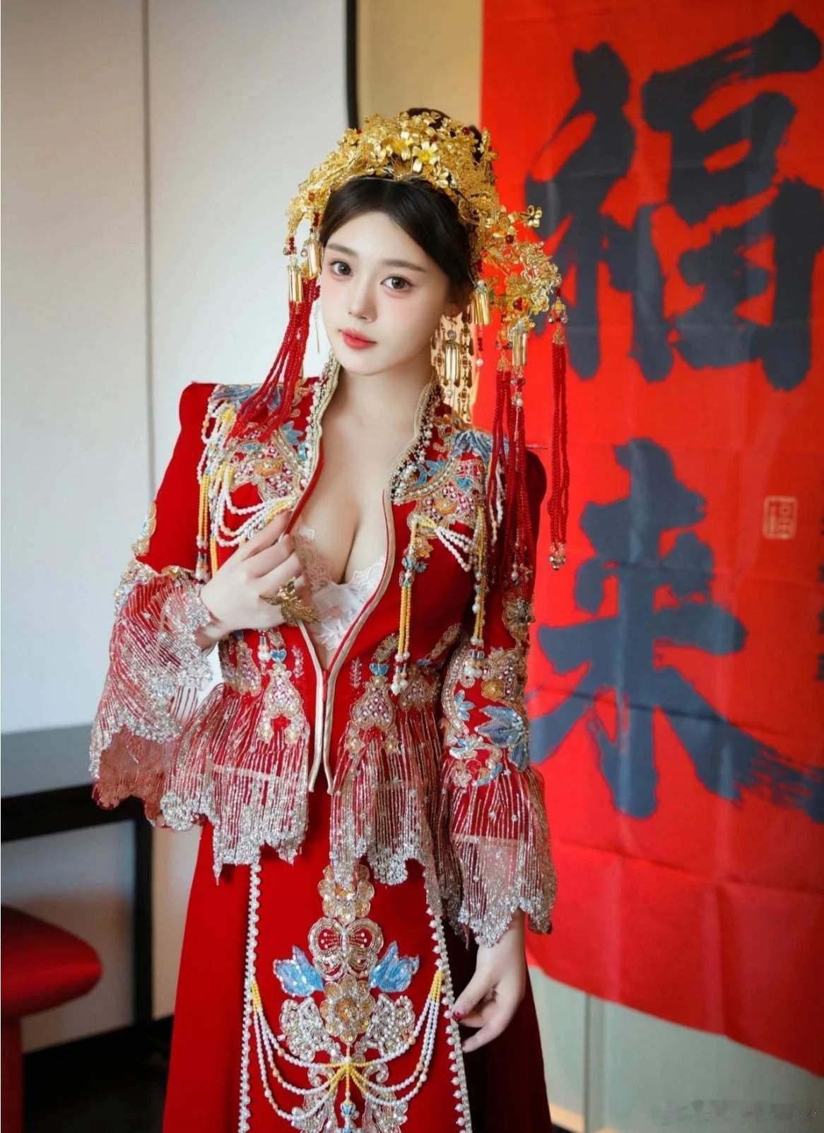 每遇下跌都在后悔卖在高点，都在后悔没有躲掉回撤，上涨都在坚信行情来了，下跌都在怀
