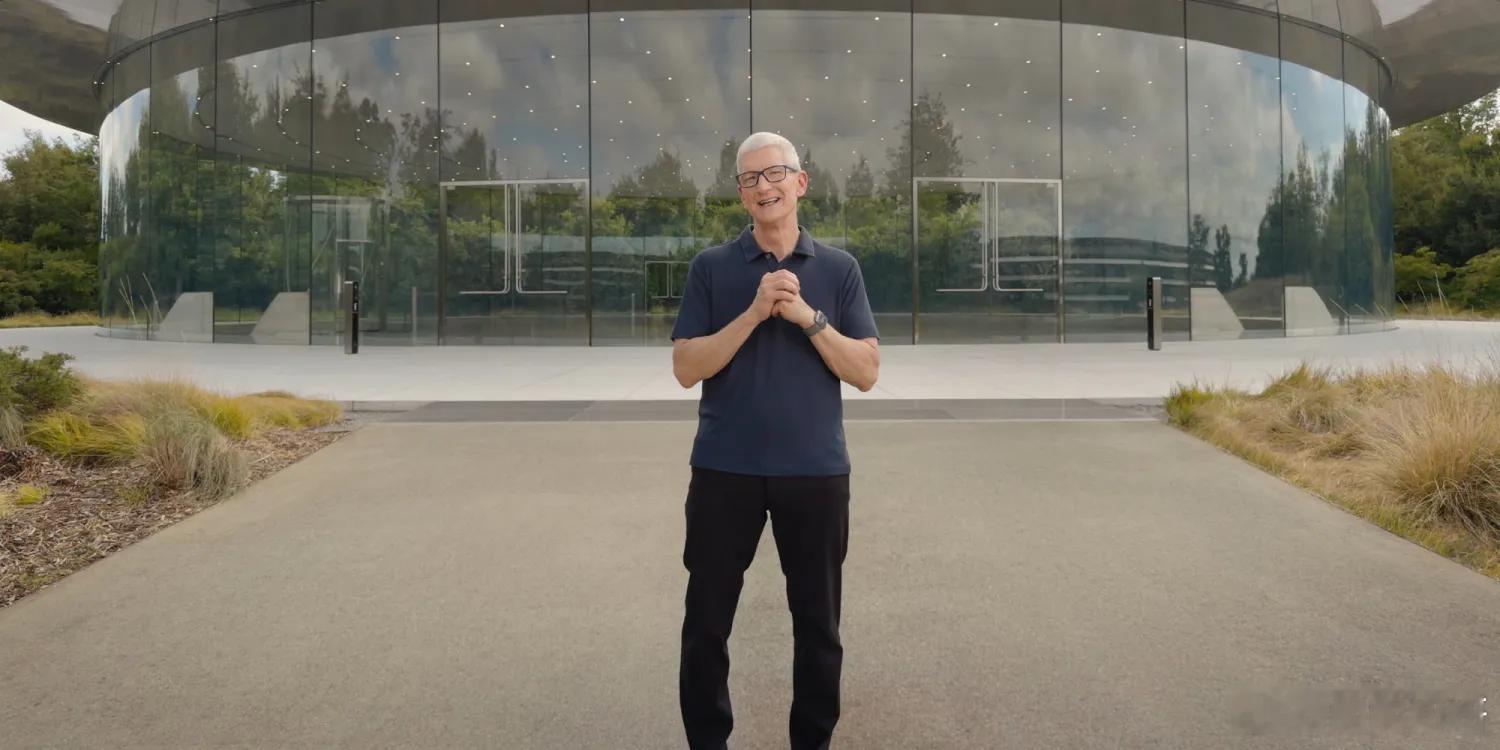 1998年，Tim Cook正式加入深陷经营危机的Apple，彼时Apple供应