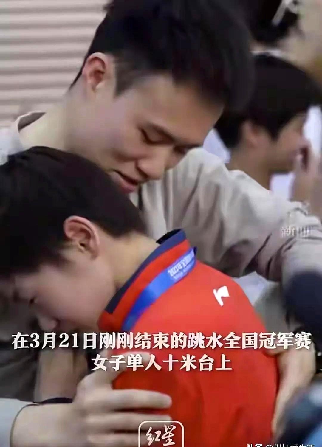 签名一改，16岁的婵宝把“求保护”换成“我扛”。

谢哥刚当爸，弹幕刷“姑姑上岗