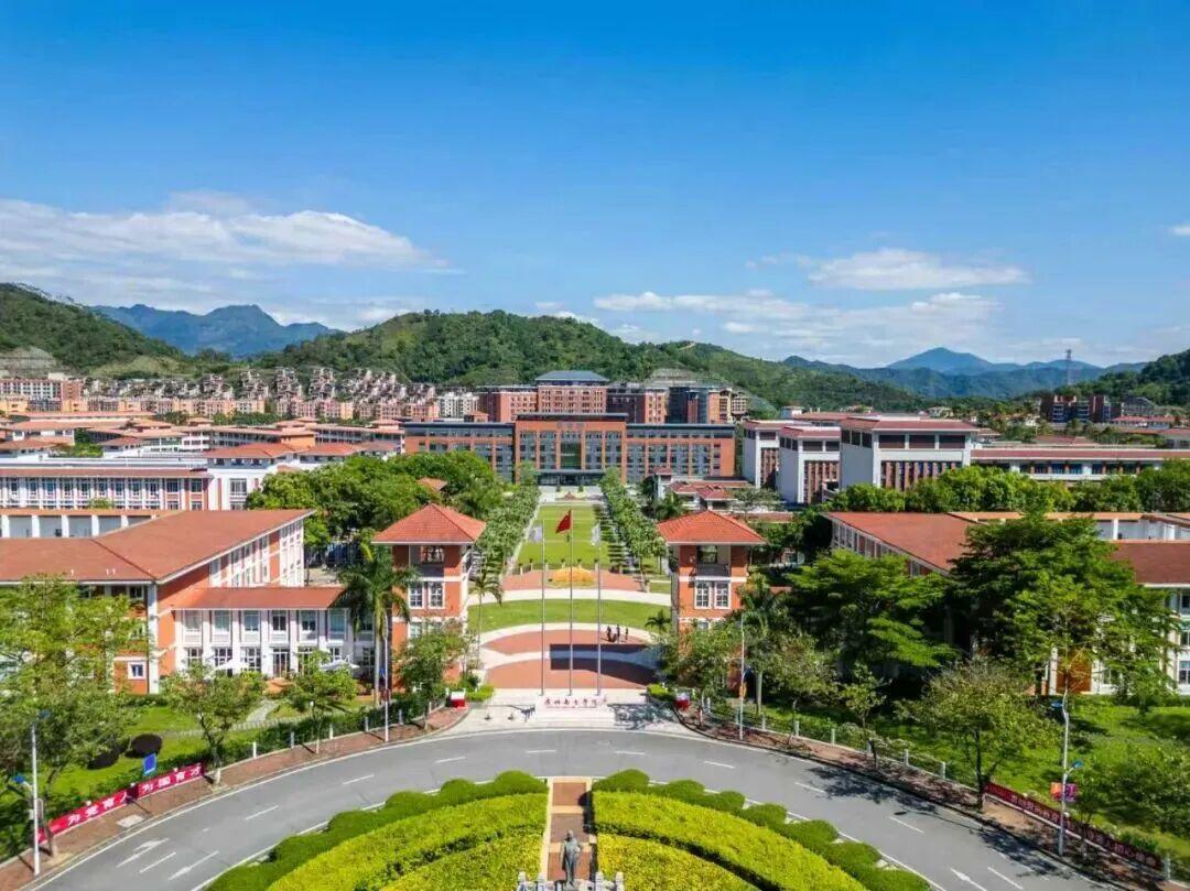 广州南方学院2026级新生大数据来了！生源前五高中有哪些？

今年，学校招生人数