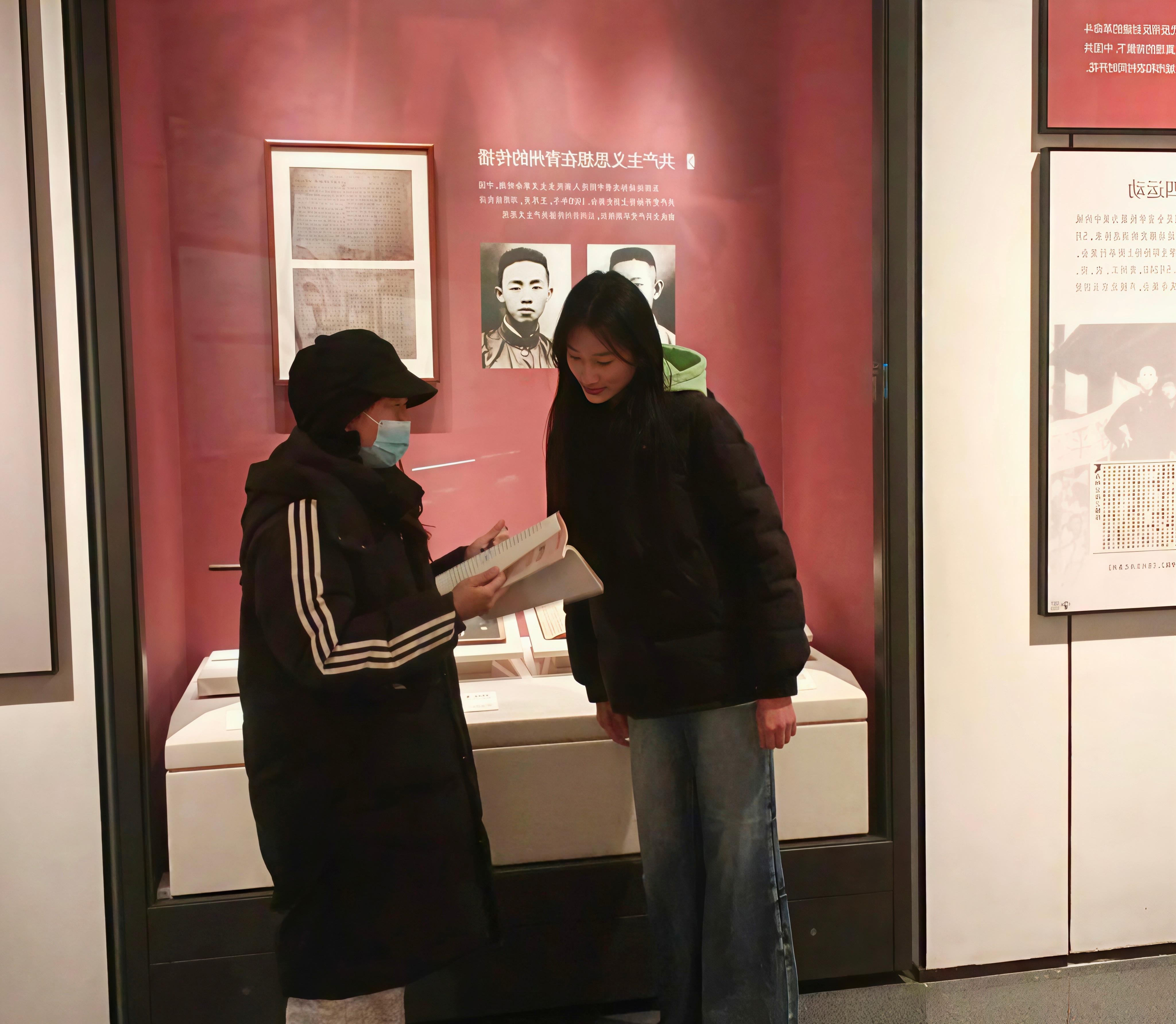 秦岭笑谈 【豫河红传寻红迹 二七堂里守文脉】返家乡社会实践大学生返家乡社会实践活