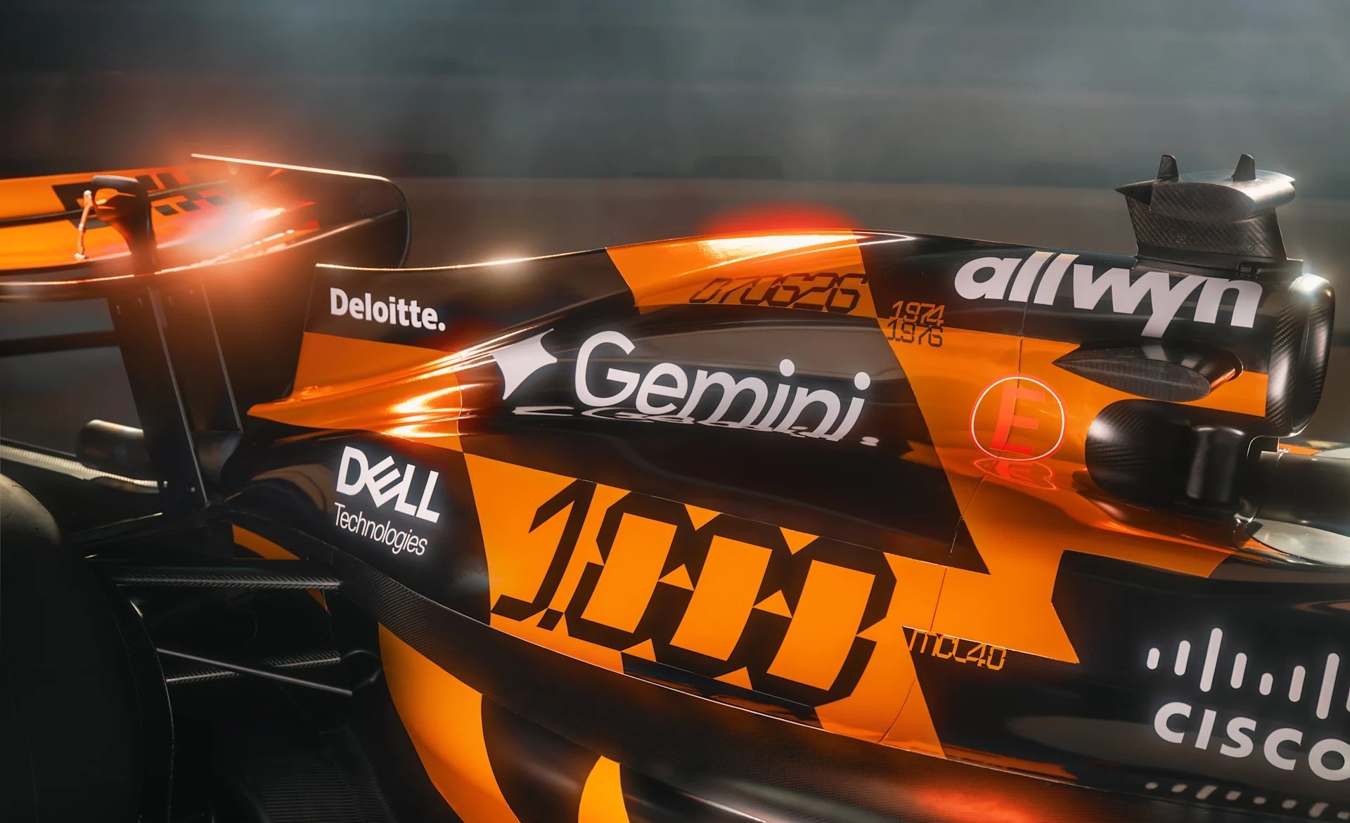 F12026F1摩纳哥大奖赛 迈凯轮的1000场F1大奖赛特别版涂装 