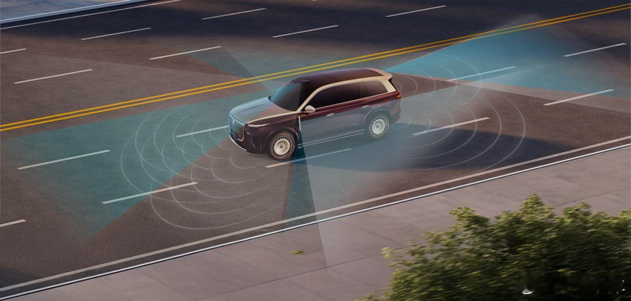 “华为亲儿子”实锤了？靳玉志亲自站台，岚图泰山Ultra排面拉满在华为技术发布会