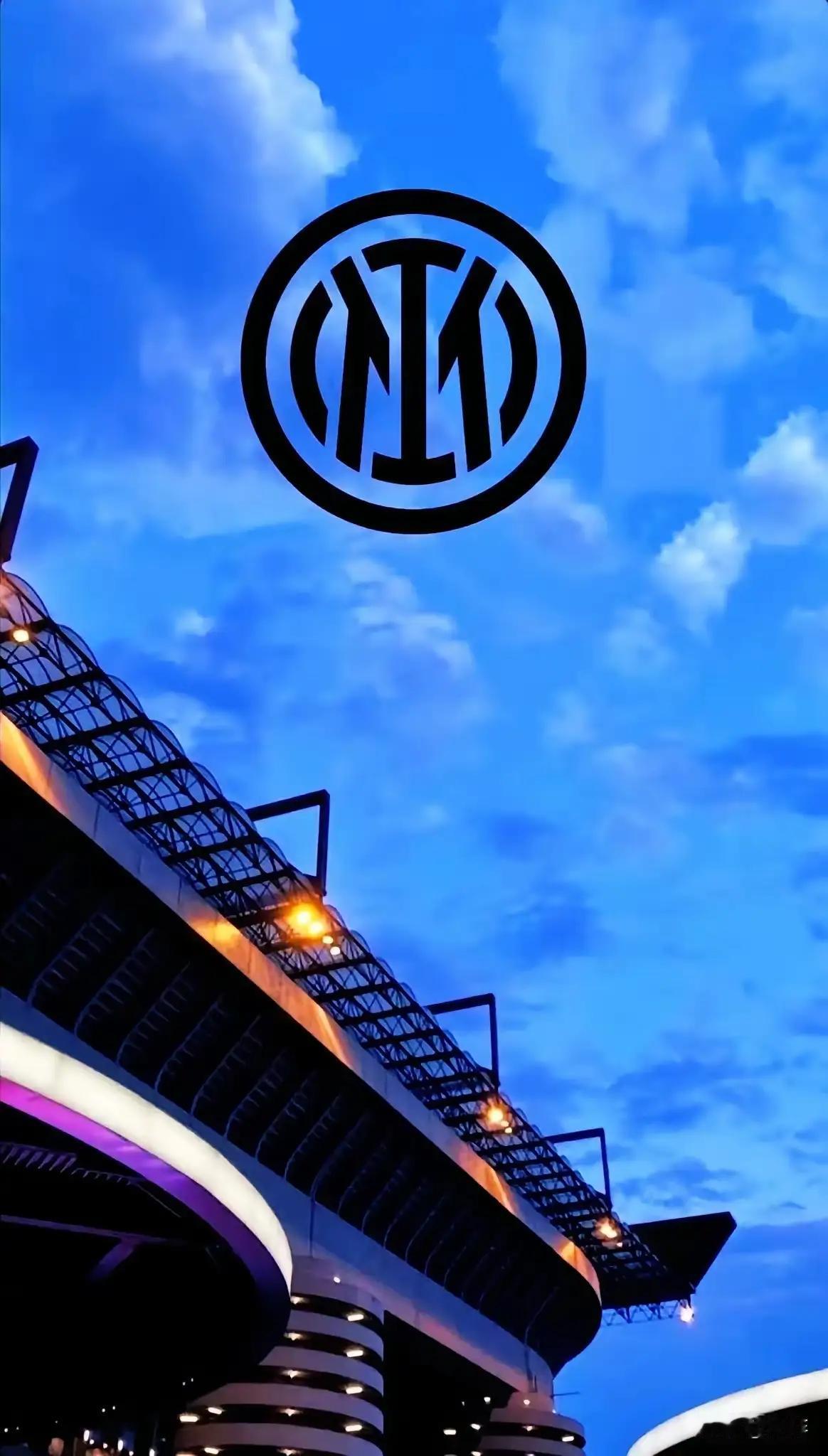 足球若按人种论绝对实力，还得佩服黑人兄弟。欧洲特别是西欧这些国家队，近些年涌出的