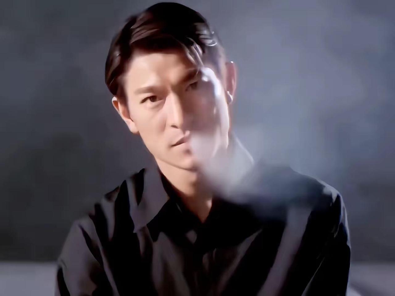 这压迫感，真的是帅到宇宙尽头了