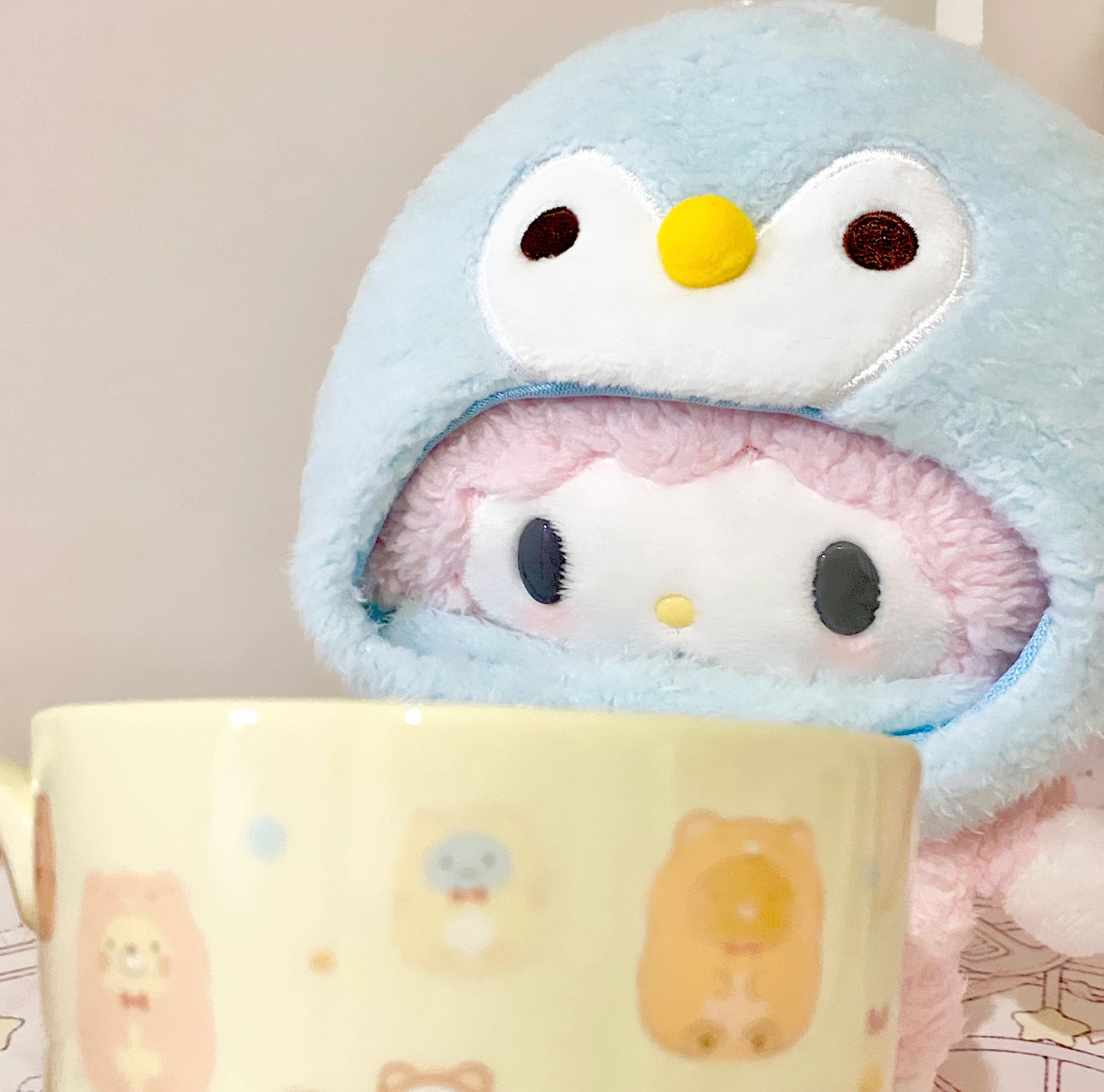 羊戴🐧企鹅头套时 
