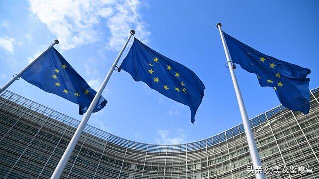 欧盟理事会表示，已正式将因俄乌冲突而对俄罗斯实施的经济制裁期限延长一年，至202