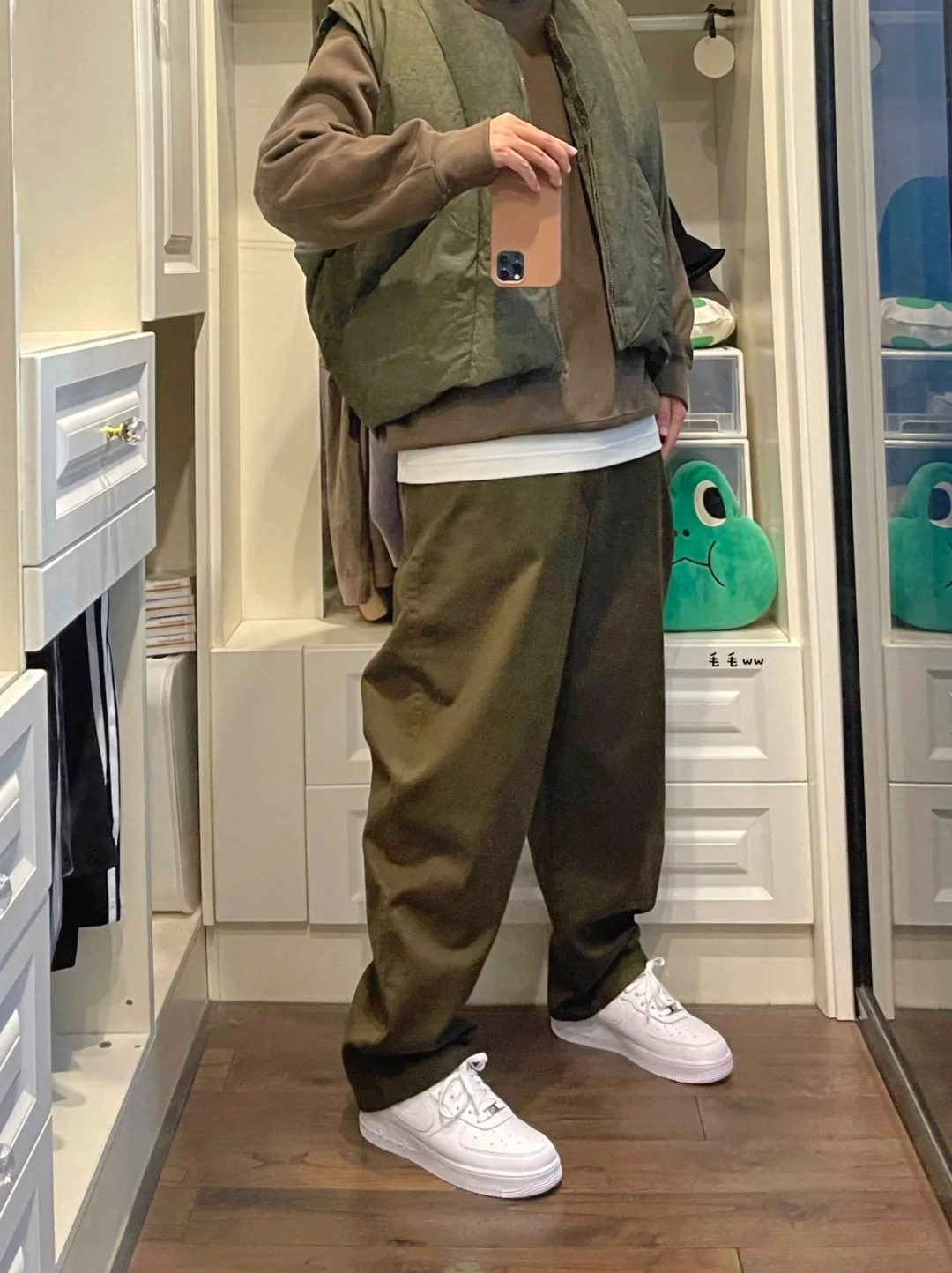 橄榄绿色系｜优衣库穿搭