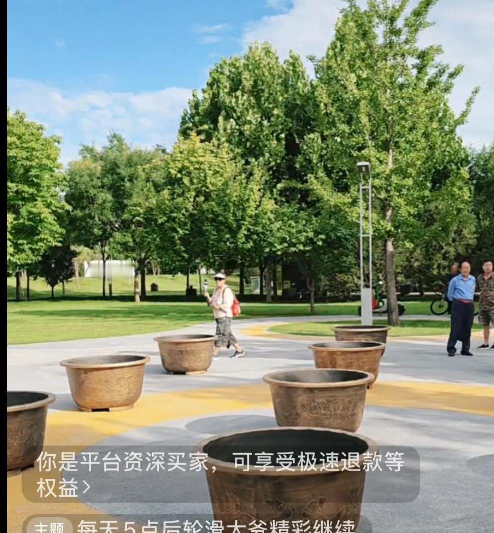 王师傅滑出了数十口大缸？纳闷了！
     因为在丰益公园音响声音大了，有扰民嫌