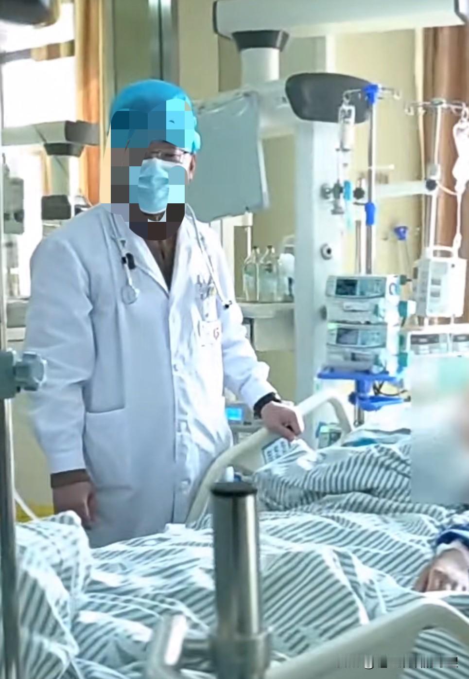 又见恶噩！同学家出了车祸，儿子和父母一同去了天堂。

上周六的下午，接到同学的电