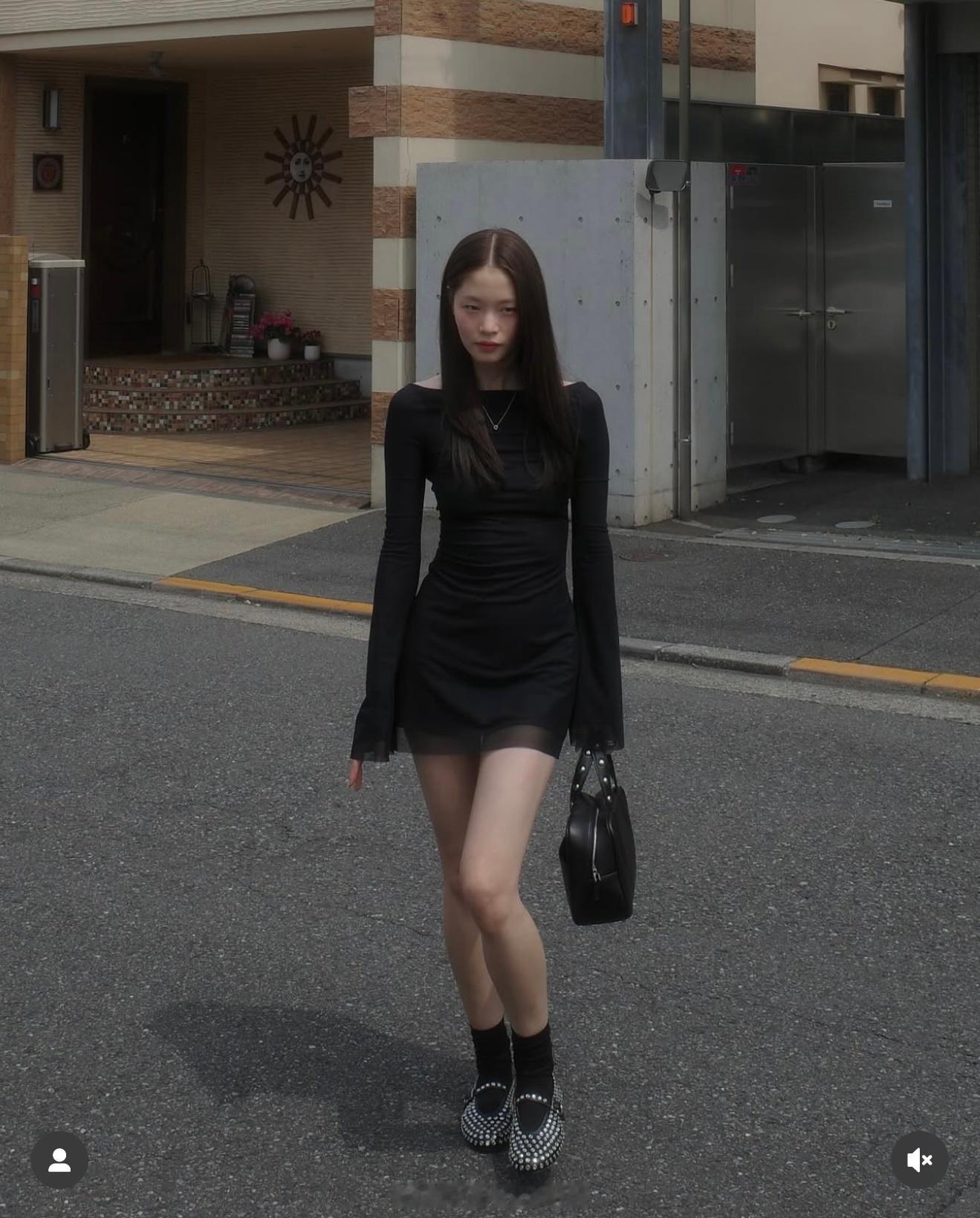 kim a hyun肤姐旅行穿搭时髦又可爱🥰 ​​​