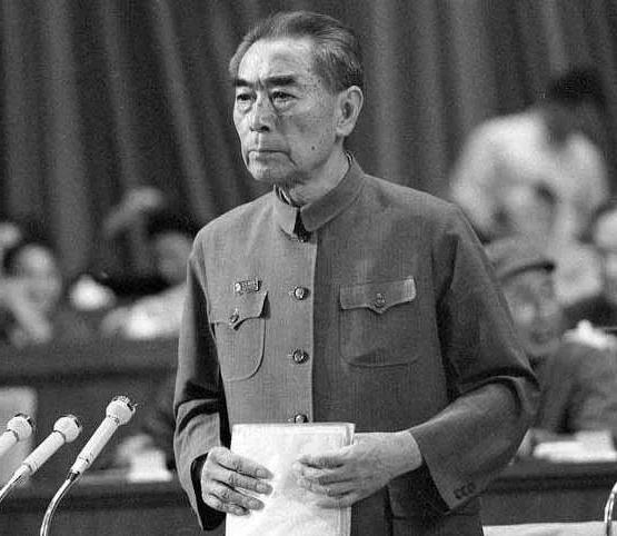 周总理最在意民心，1961年，他曾经怒批报纸上的新闻：“上不合于国情，下不安于民